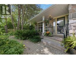 150 PRINGLE DRIVE, Whitby, Ontario