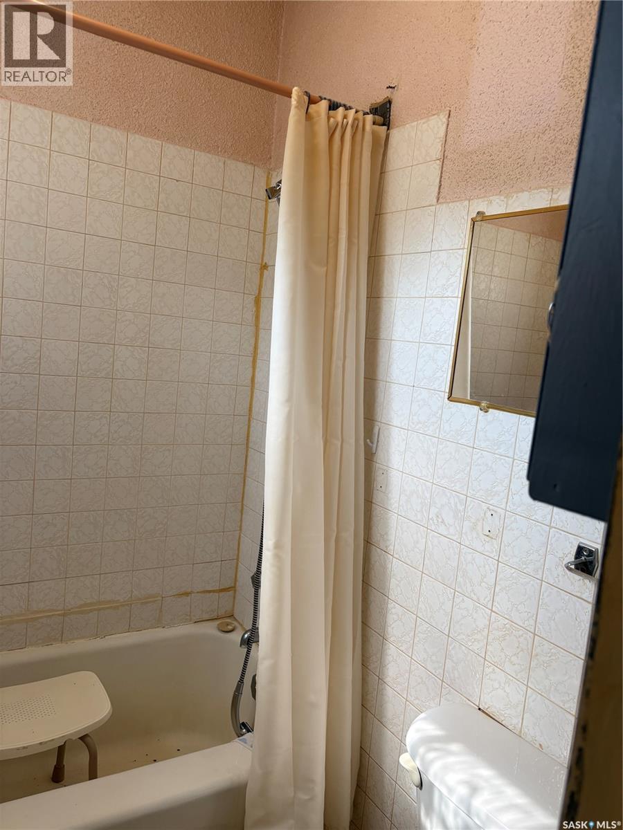 214 West Avenue, Kamsack, Saskatchewan  S0A 1S0 - Photo 7 - SK046478