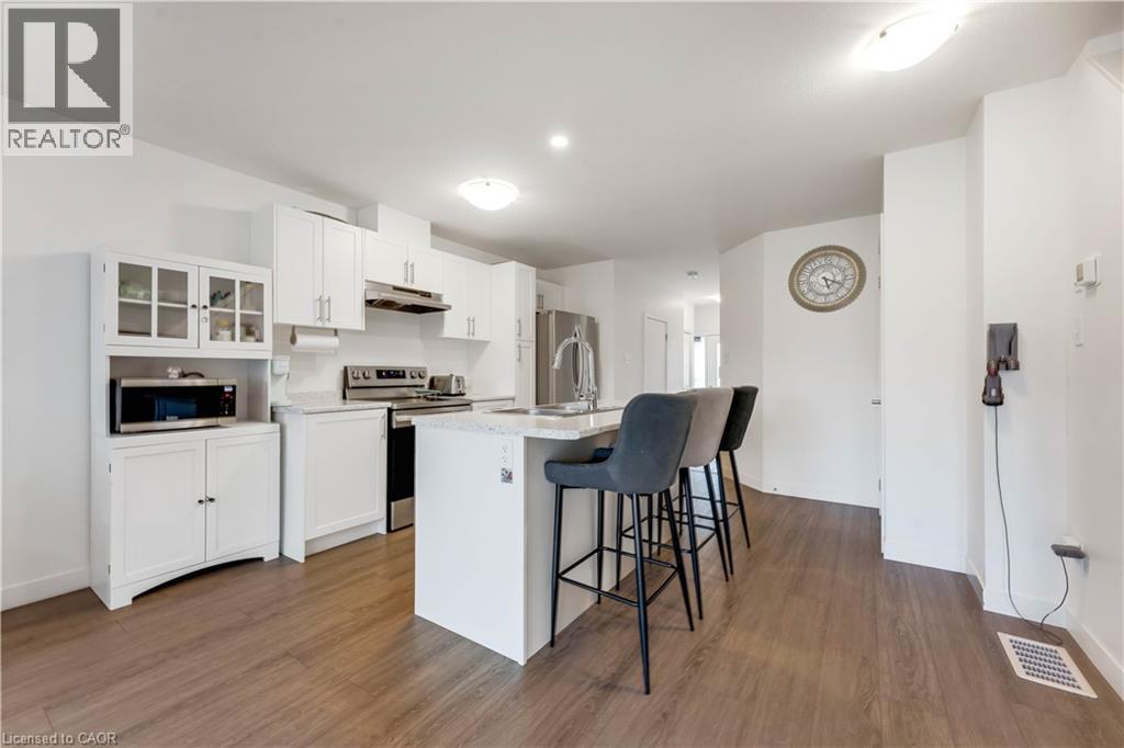 91 Pony Way, Kitchener, Ontario  N2R 0R8 - Photo 8 - 40847223