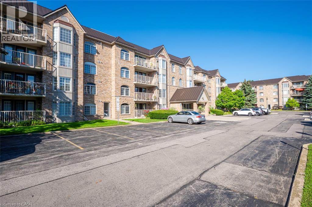 216 Plains Road W Unit# B405, Burlington, Ontario  L7T 4K8 - Photo 4 - 40857214