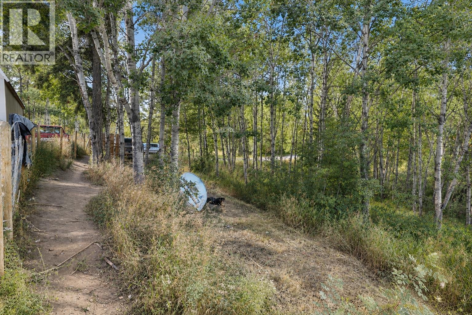 5465 Elliot Lake Road, 108 Mile Ranch, British Columbia  V0K 2E1 - Photo 25 - R3158533