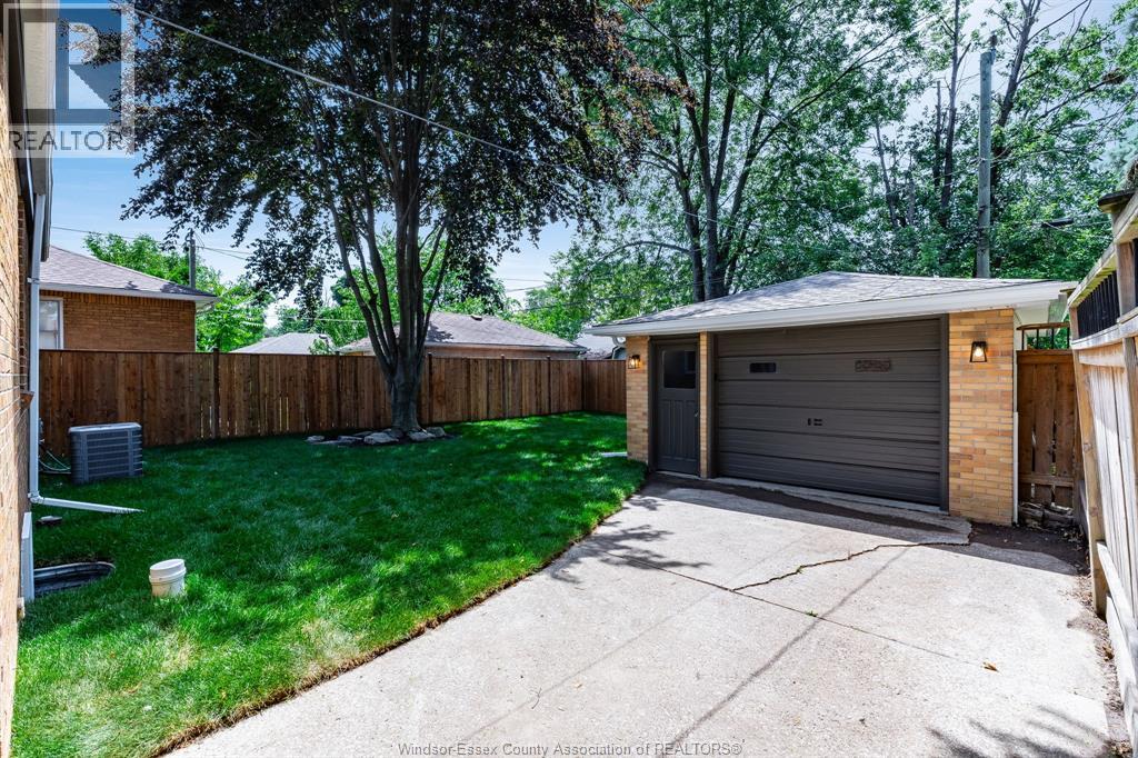 2309 Hall, Windsor, Ontario  N8W 2M1 - Photo 43 - 26020689