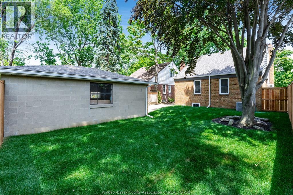 2309 Hall, Windsor, Ontario  N8W 2M1 - Photo 48 - 26020689