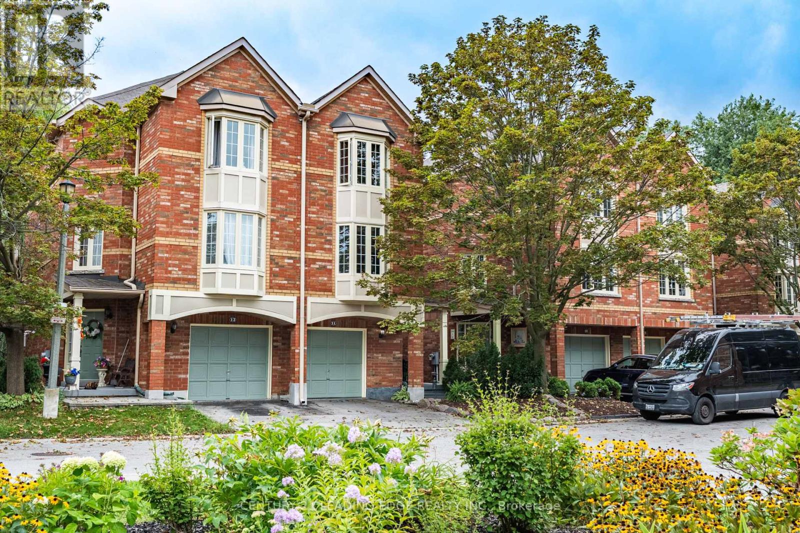 11 GUILDPARK PATHWAY, Toronto, Ontario