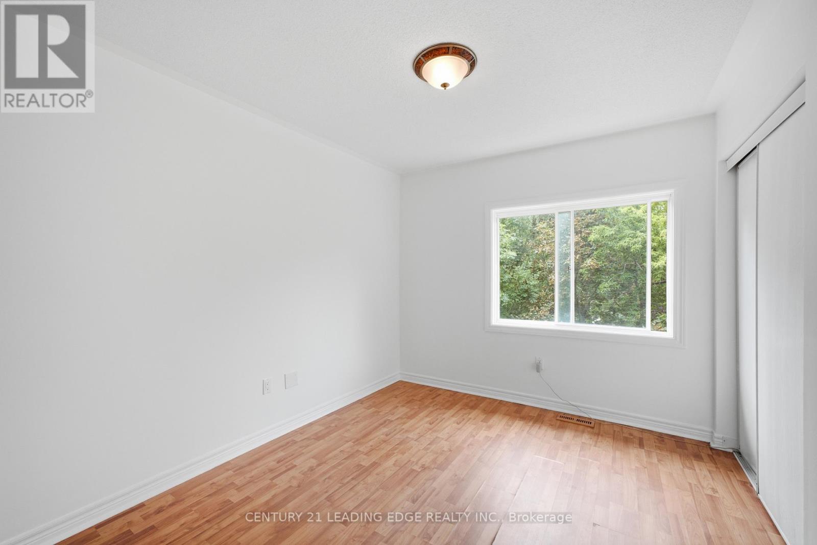 11 Guildpark Pathway, Toronto, Ontario  M1J 3P1 - Photo 19 - E13708290