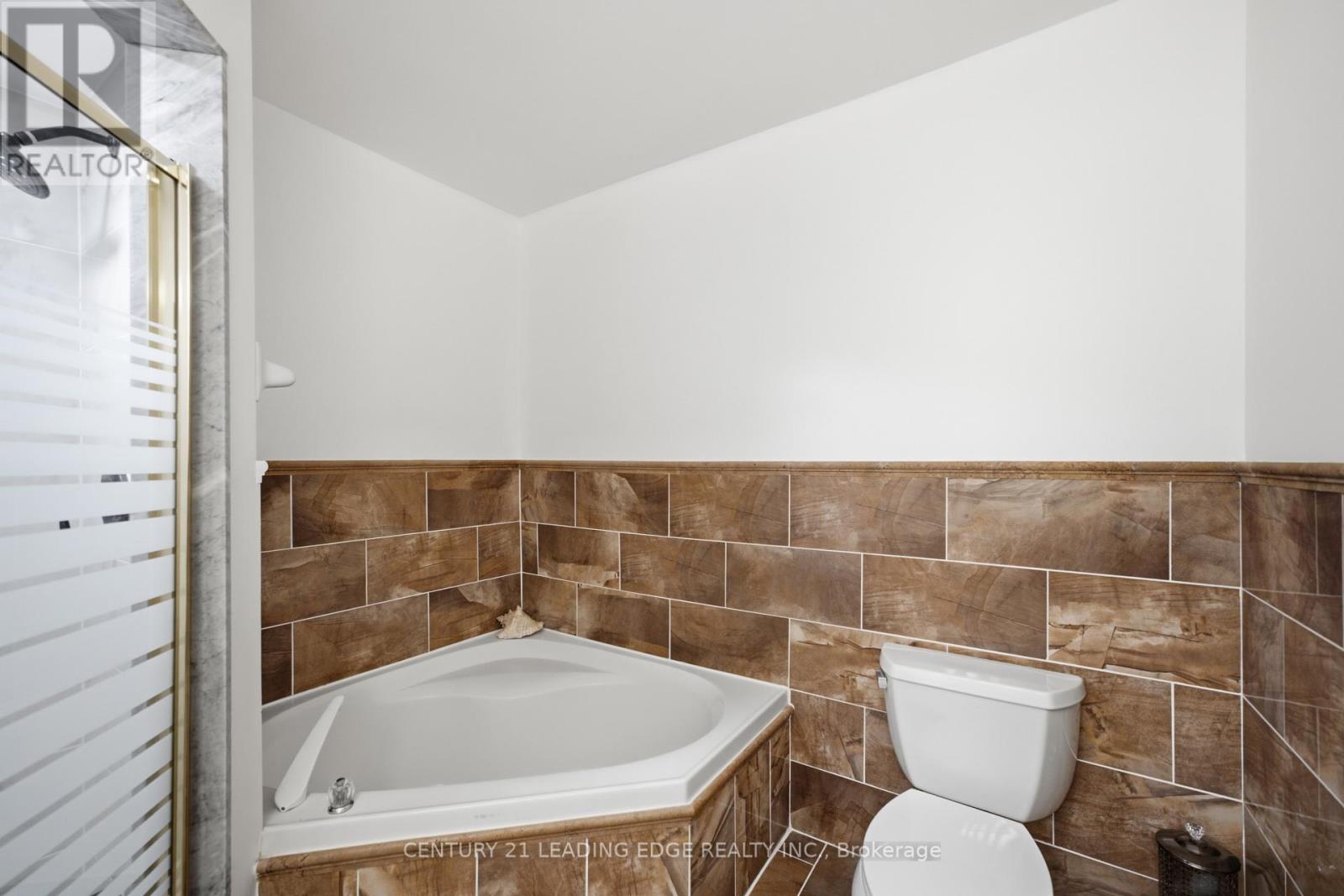11 Guildpark Pathway, Toronto, Ontario  M1J 3P1 - Photo 26 - E13708290