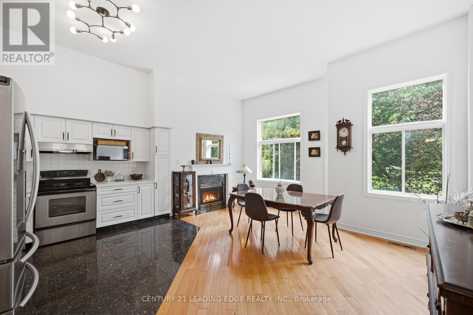 11 Guildpark Pathway, Toronto, Ontario  M1J 3P1 - Photo 9 - E13708290