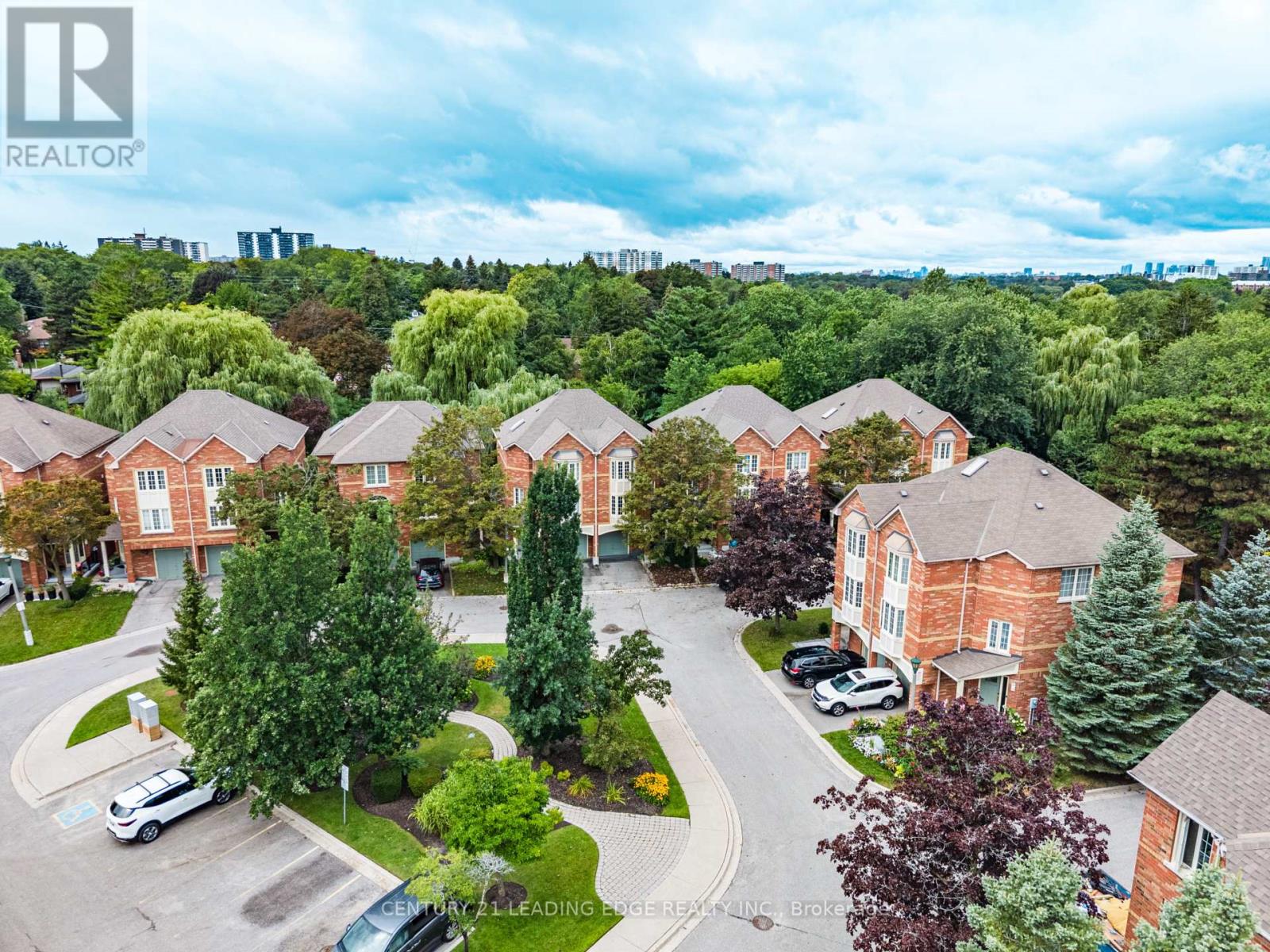 11 Guildpark Pathway, Toronto, Ontario  M1J 3P1 - Photo 35 - E13708290