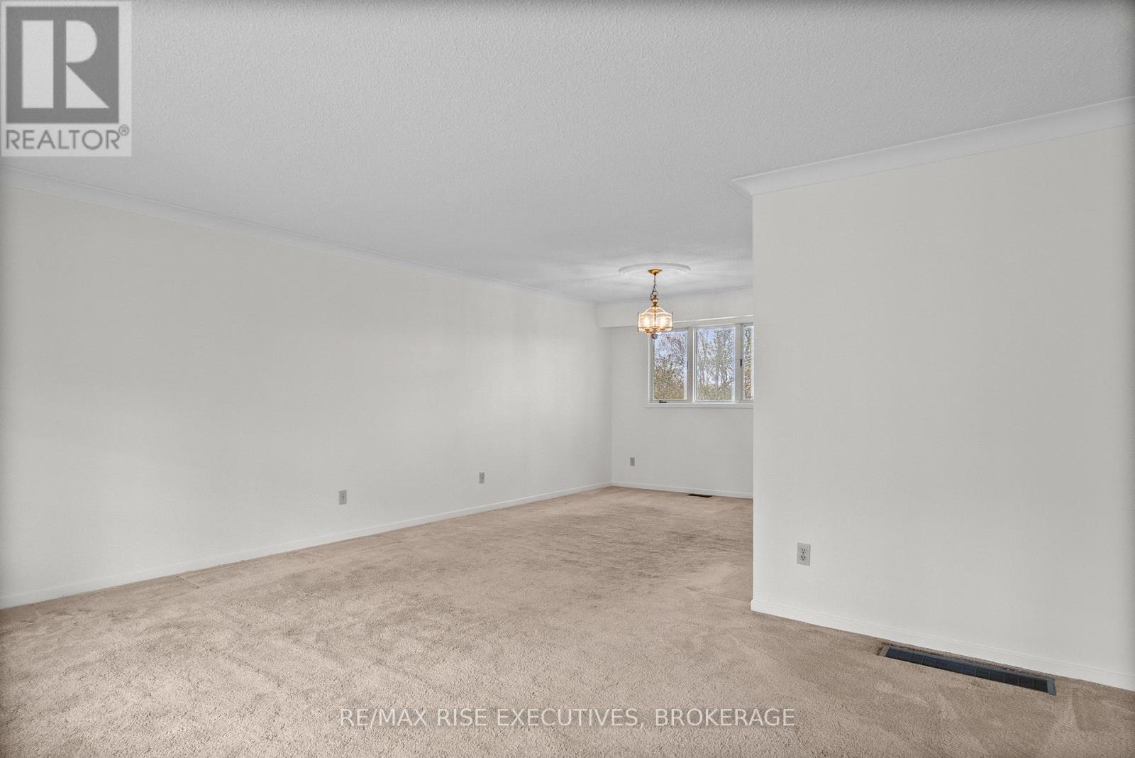 899 Safari Drive, Kingston, Ontario  K7M 6W2 - Photo 9 - X13709360