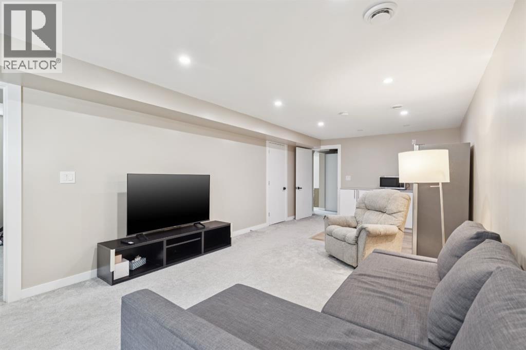 4927 10 Avenue SW, Calgary, Alberta  T3C 0M3 - Photo 19 - A2338562