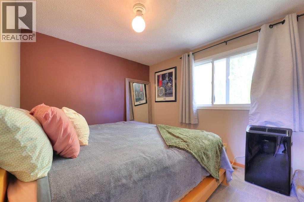 108 Pinecliff Way NE, Calgary, Alberta  T1Y 3X3 - Photo 16 - A2339521