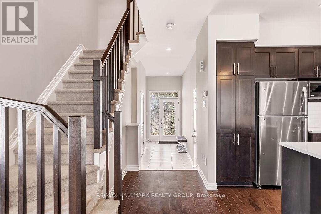 254 Dolce Crescent, Ottawa, Ontario  K1X 0B3 - Photo 8 - X13709382