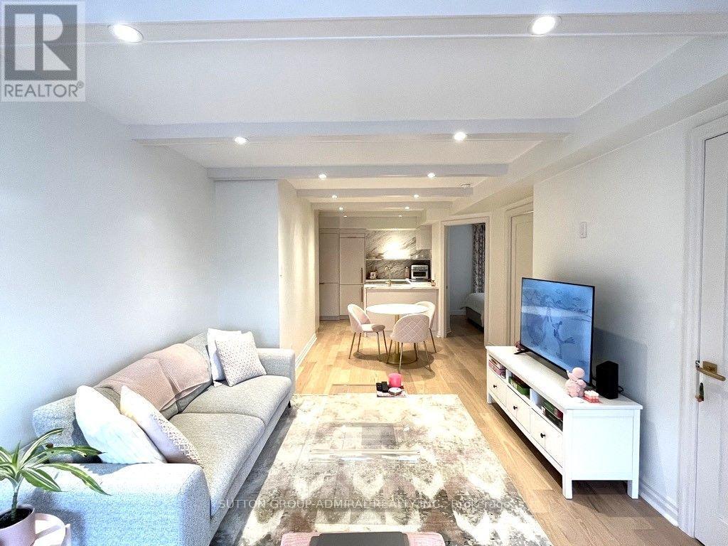 301 - 1174 Yonge Street, Toronto, Ontario  M4W 2L9 - Photo 2 - C13709332