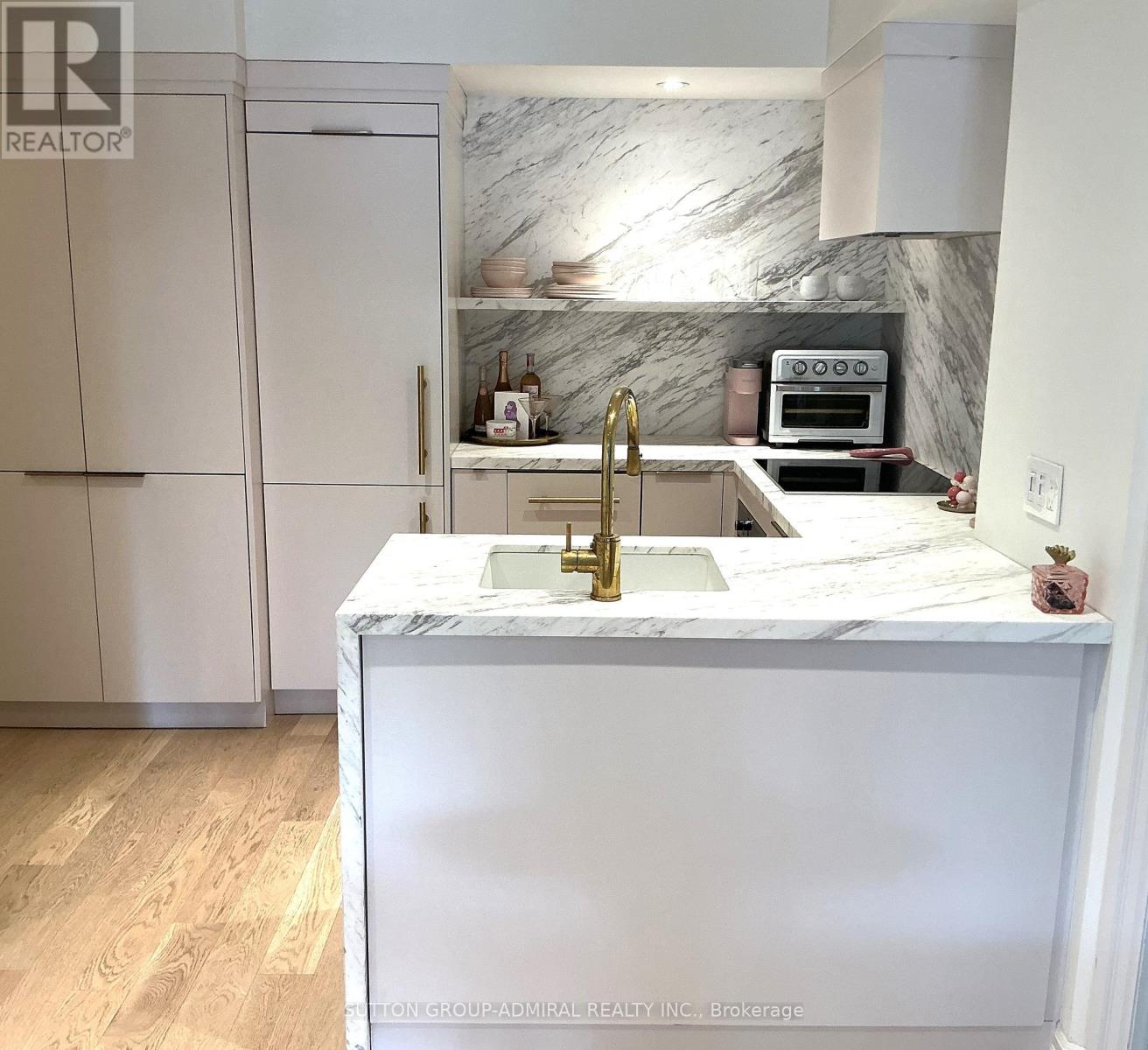 301 - 1174 Yonge Street, Toronto, Ontario  M4W 2L9 - Photo 8 - C13709332