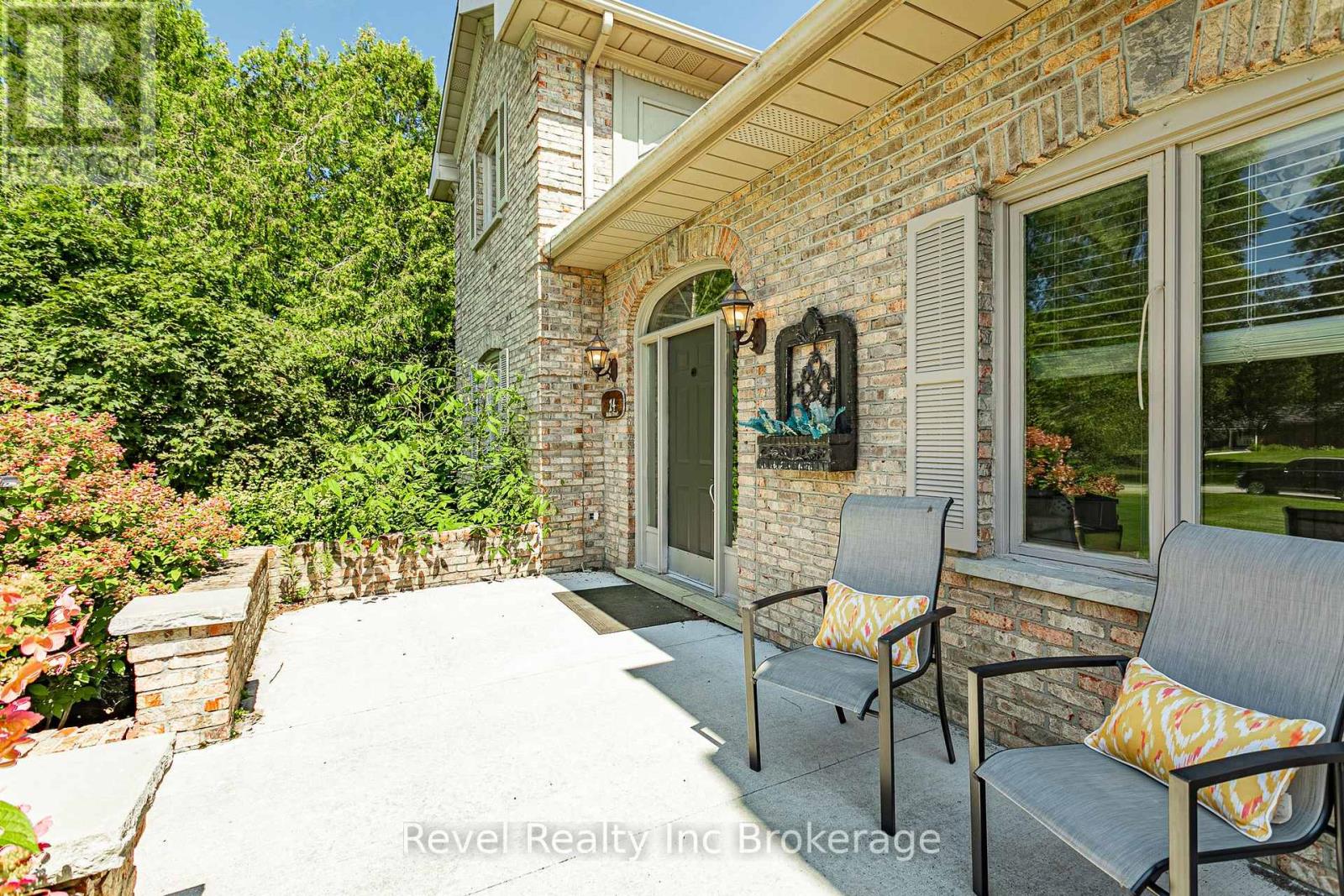 24 Mcnab Street, Zorra, Ontario  N5C 3J6 - Photo 3 - X13709354