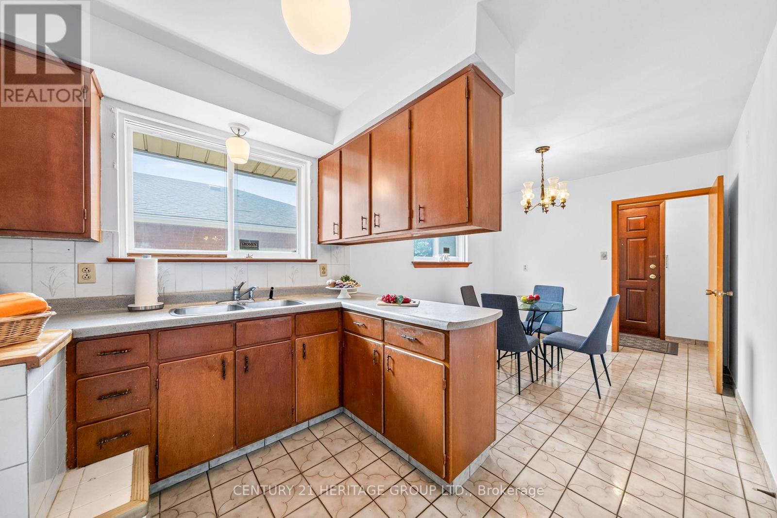 33 Jeanette Street, Toronto, Ontario  M1M 3G3 - Photo 15 - E13709430
