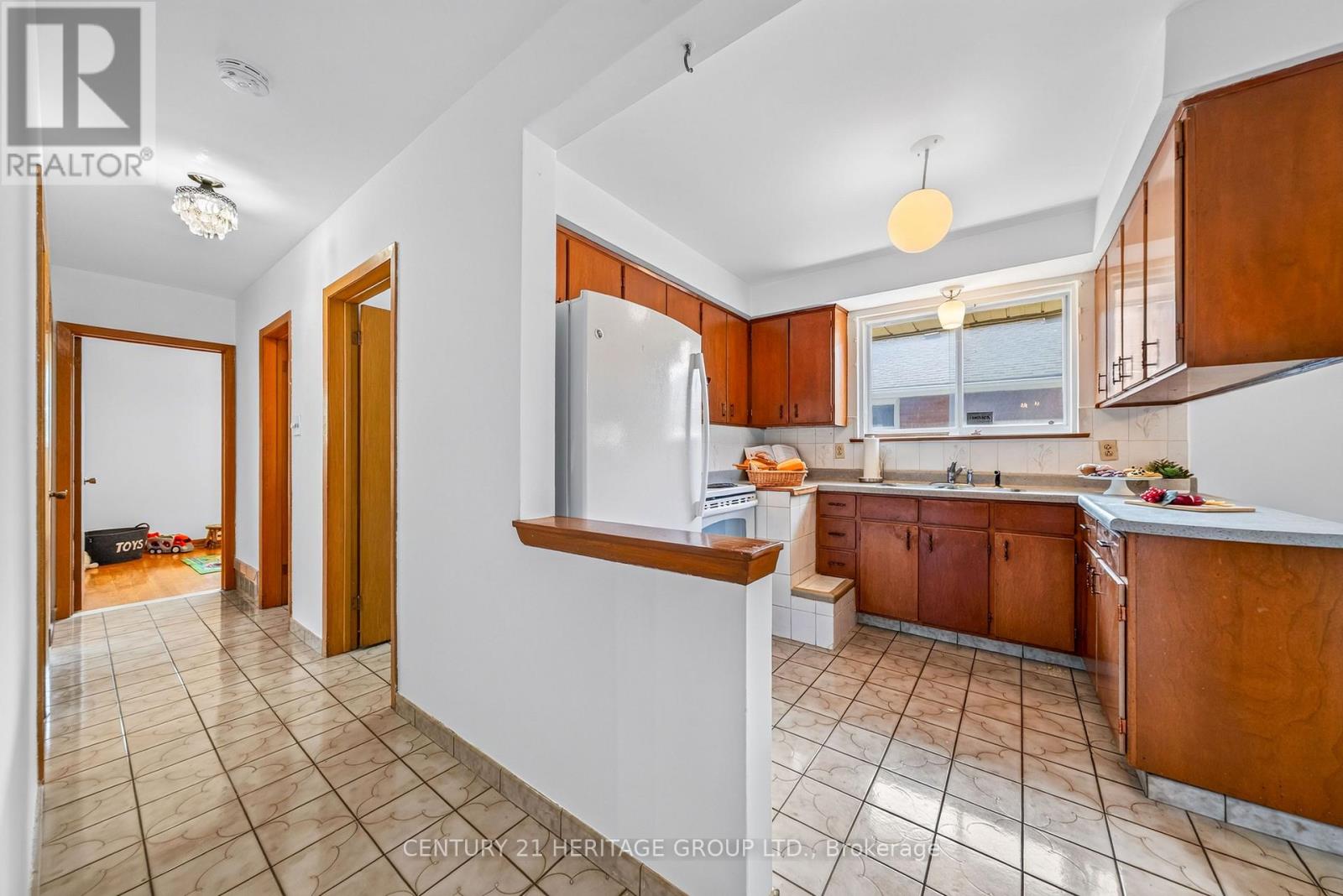 33 Jeanette Street, Toronto, Ontario  M1M 3G3 - Photo 16 - E13709430