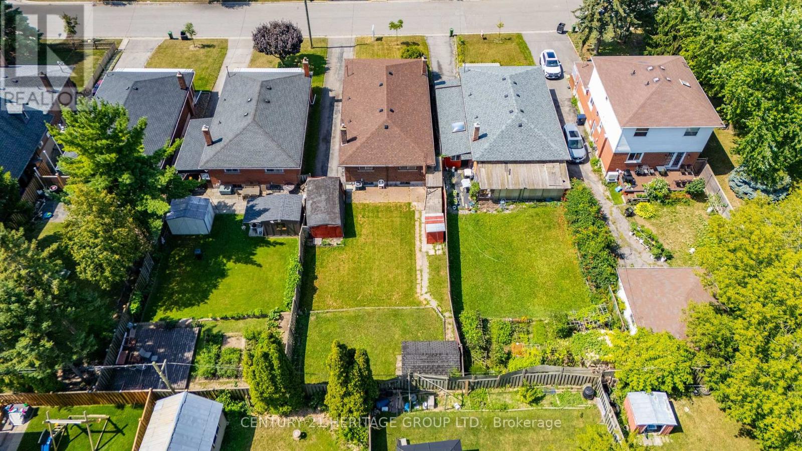 33 Jeanette Street, Toronto, Ontario  M1M 3G3 - Photo 33 - E13709430