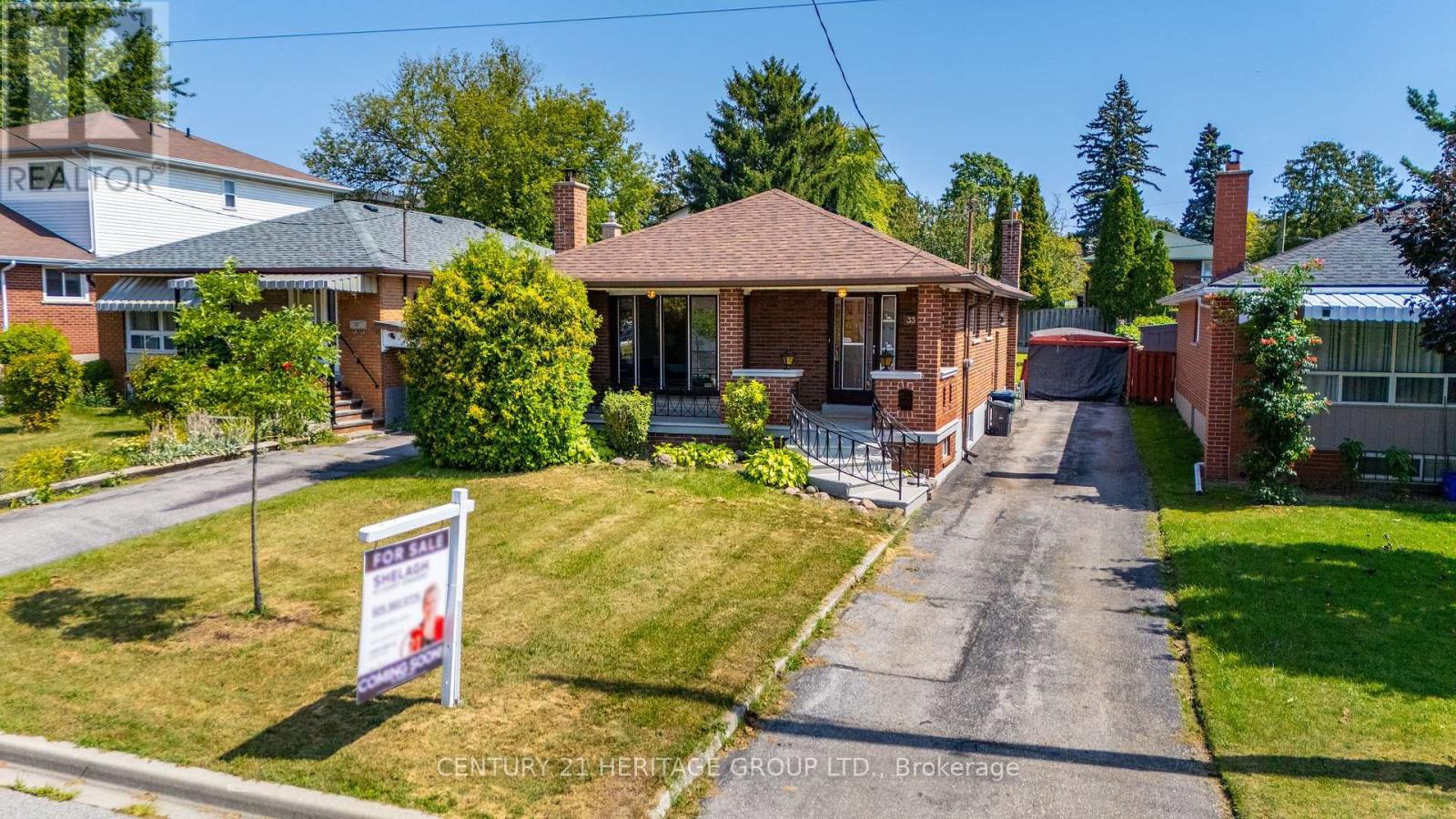 33 Jeanette Street, Toronto, Ontario  M1M 3G3 - Photo 5 - E13709430