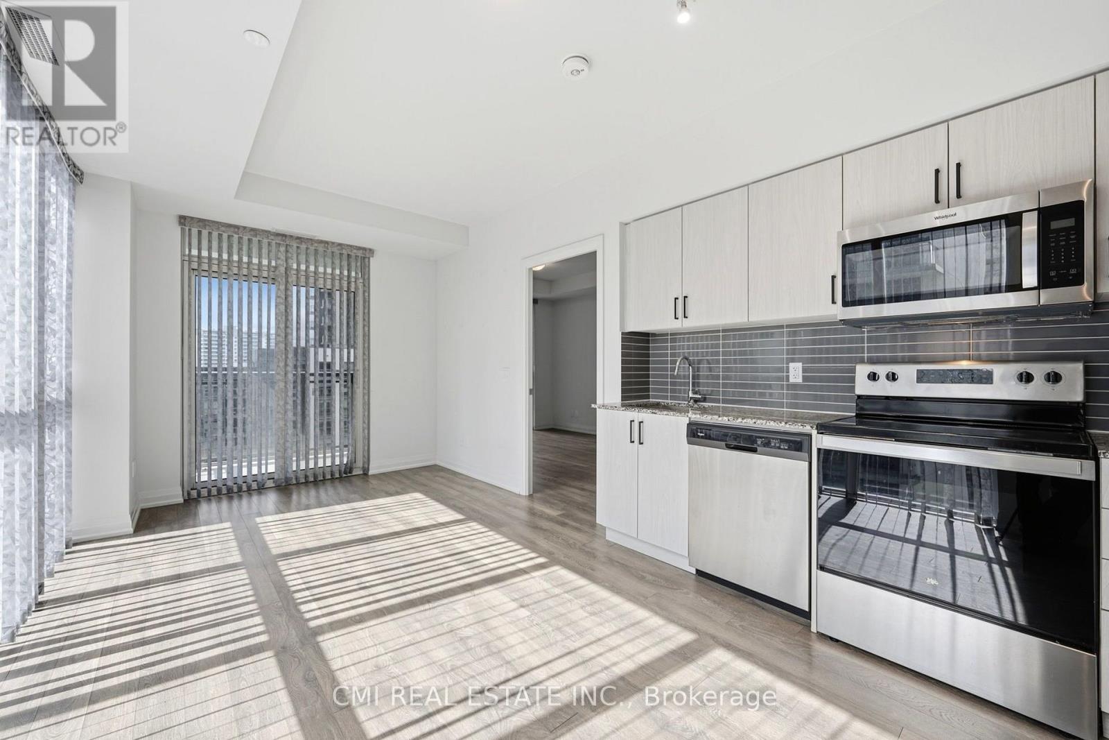 611 - 10 Meadowglen Place, Toronto, Ontario  M1G 0A8 - Photo 10 - E13709454