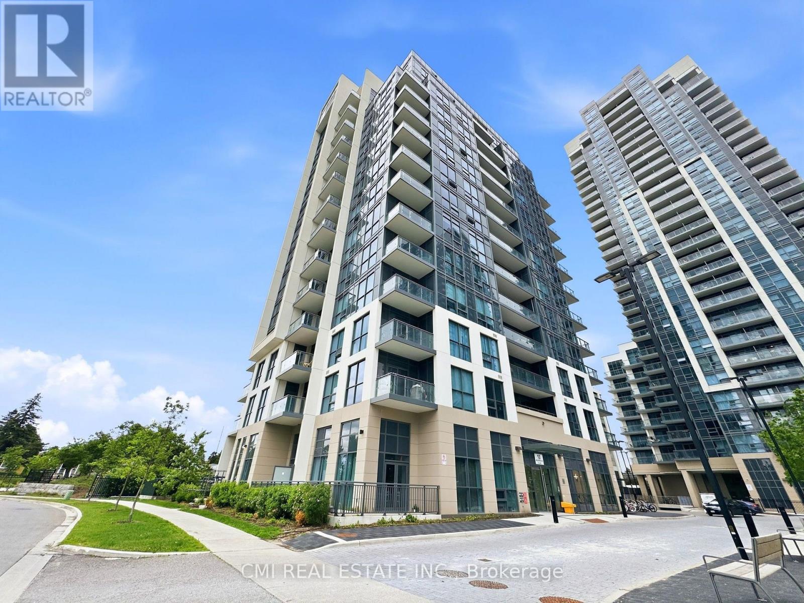 611 - 10 Meadowglen Place, Toronto, Ontario  M1G 0A8 - Photo 2 - E13709454