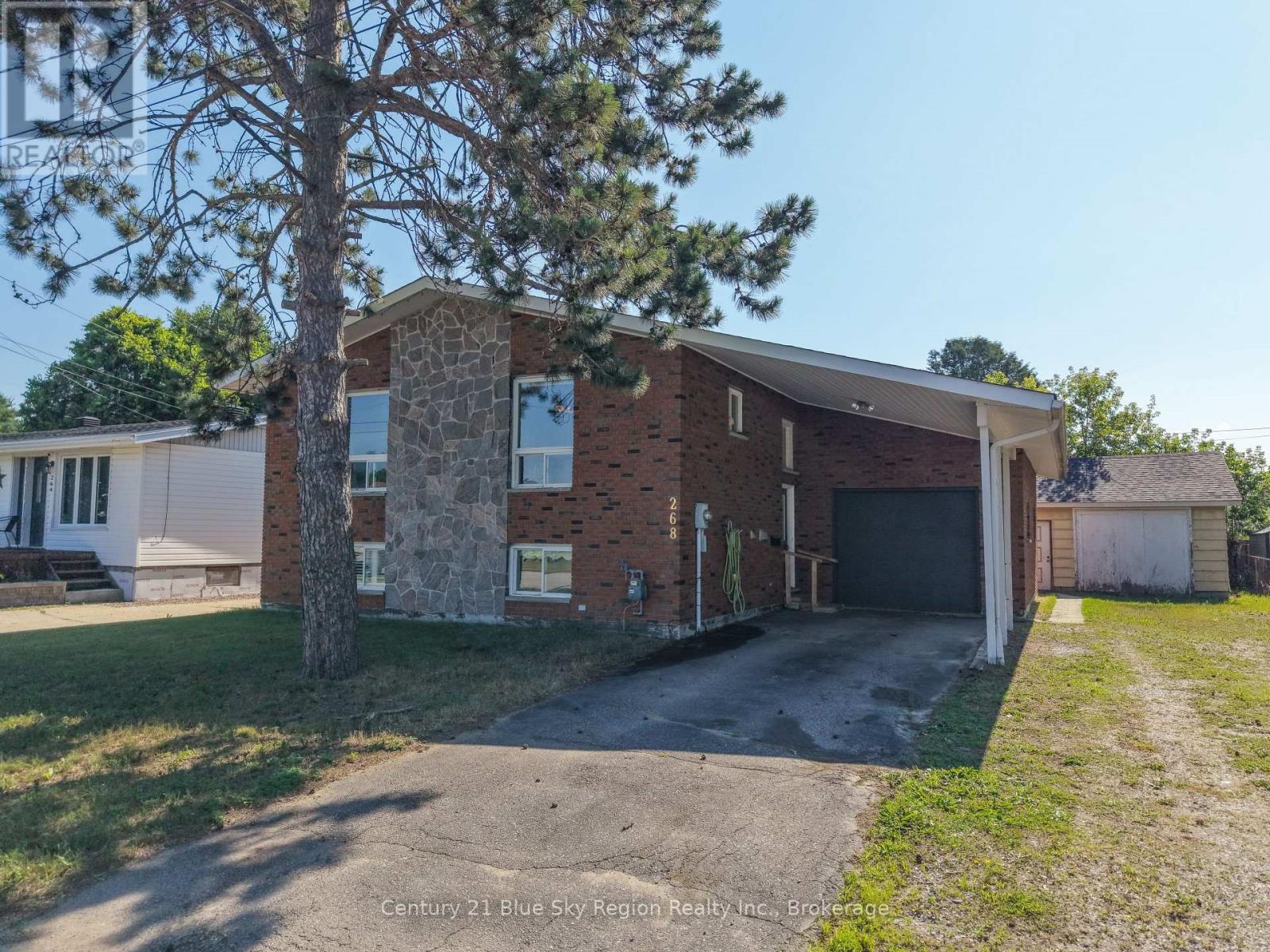 268 LEVESQUE STREET, West Nipissing, Ontario