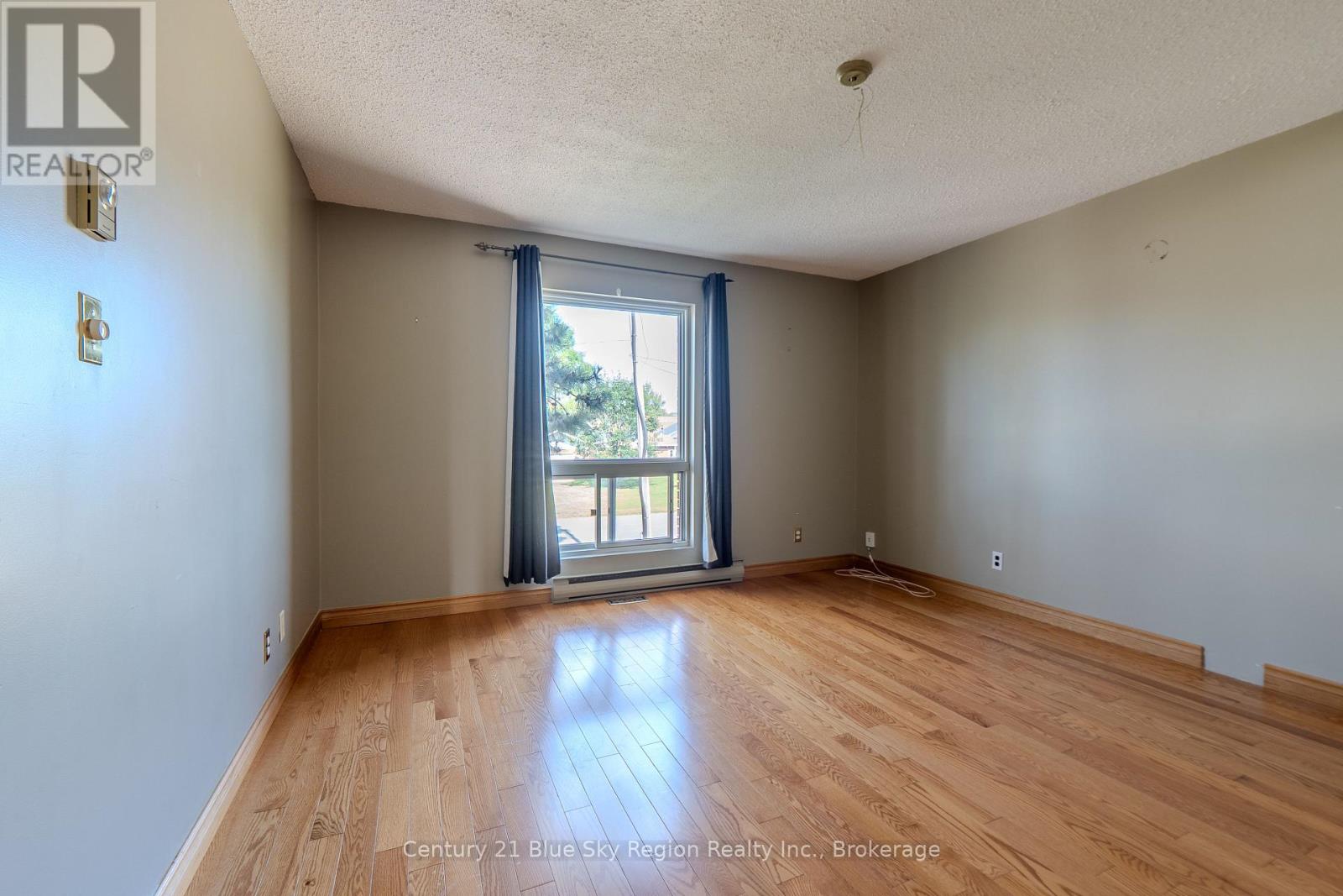 268 Levesque Street, West Nipissing, Ontario  P2B 3A3 - Photo 16 - X13709422