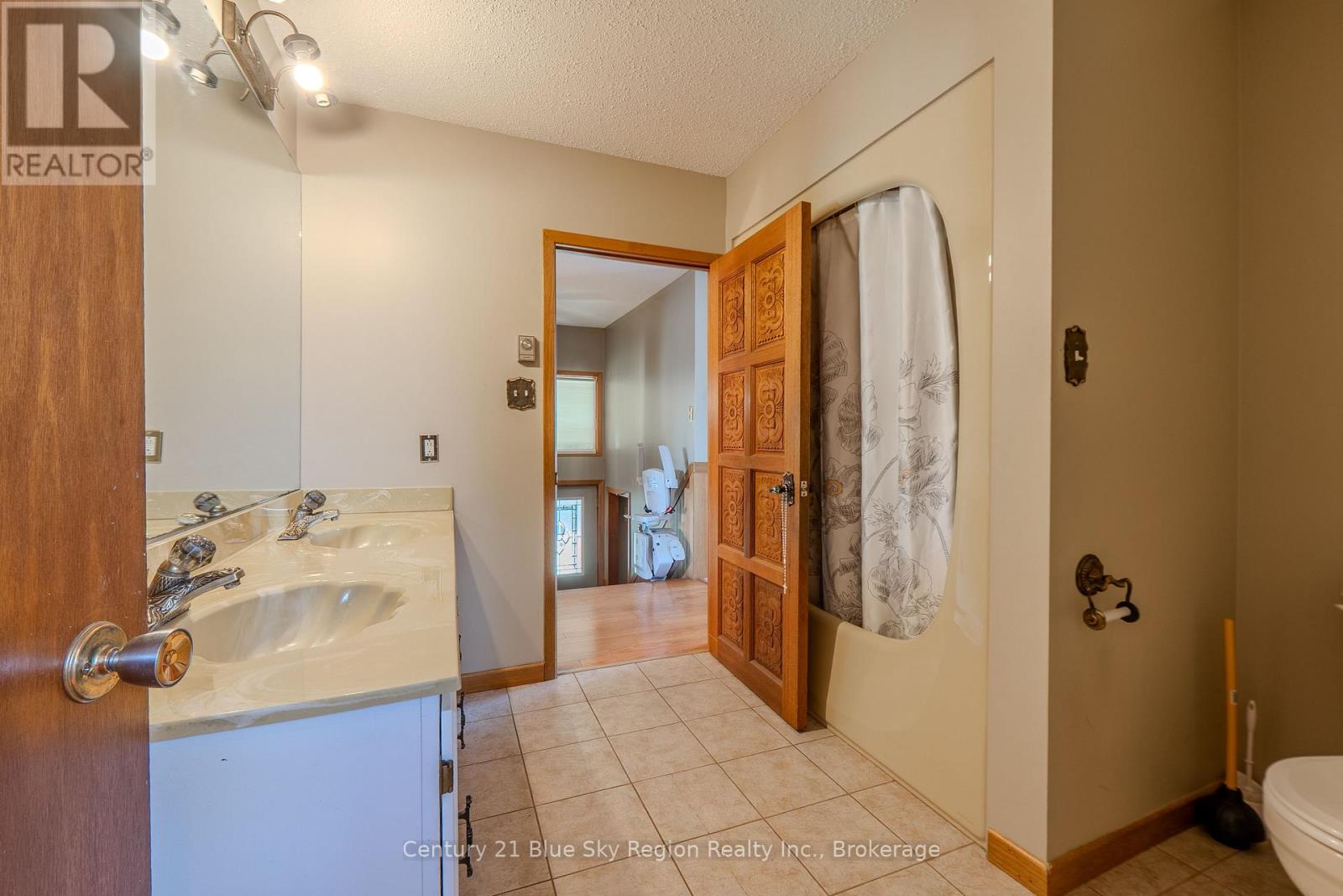 268 Levesque Street, West Nipissing, Ontario  P2B 3A3 - Photo 18 - X13709422