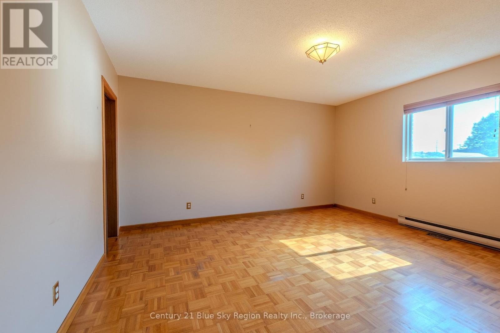 268 Levesque Street, West Nipissing, Ontario  P2B 3A3 - Photo 22 - X13709422