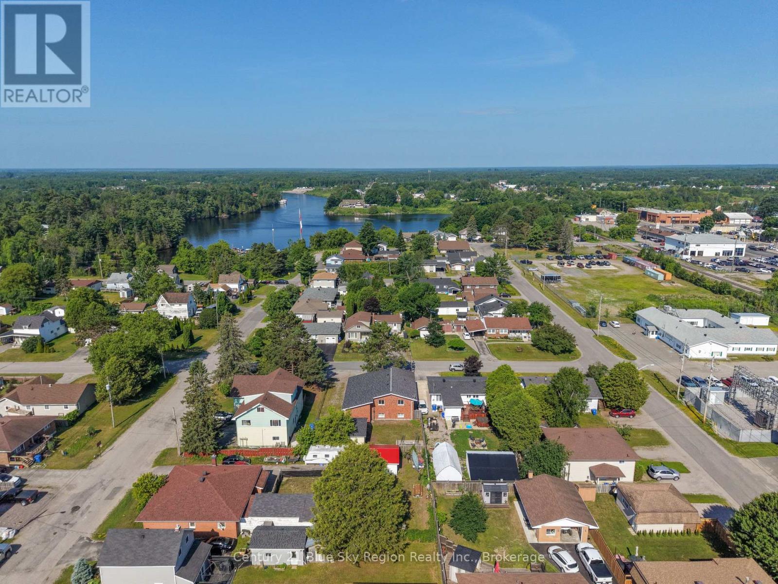 268 Levesque Street, West Nipissing, Ontario  P2B 3A3 - Photo 4 - X13709422