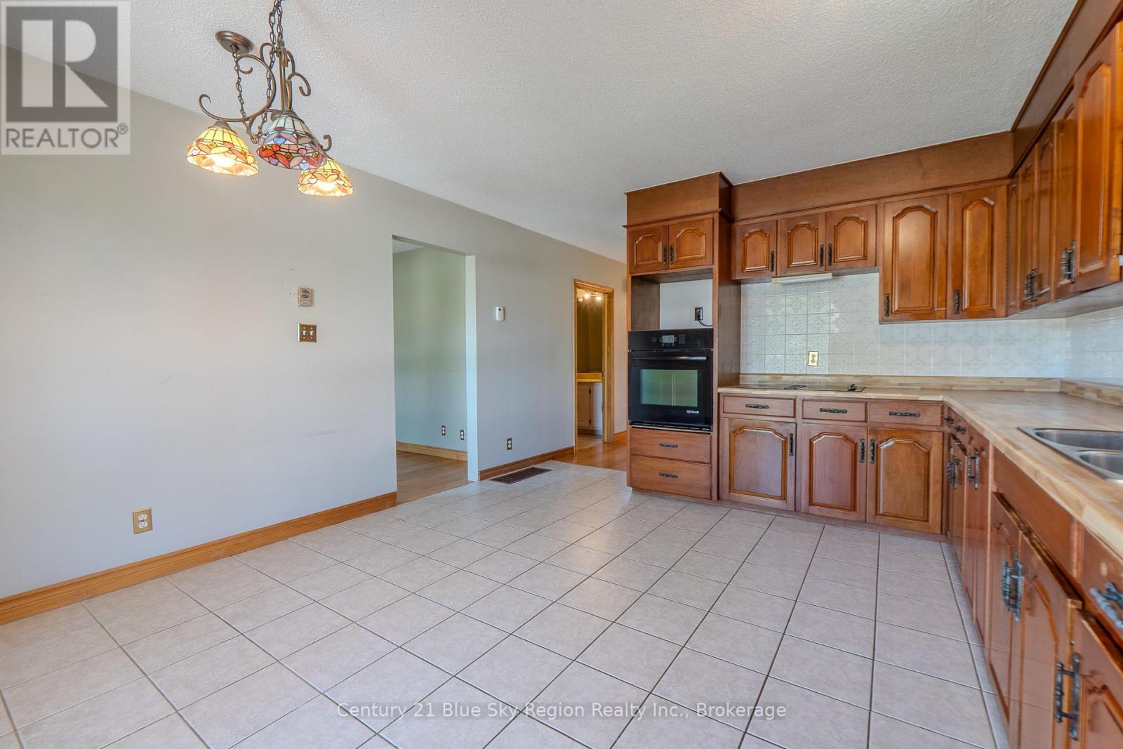 268 Levesque Street, West Nipissing, Ontario  P2B 3A3 - Photo 9 - X13709422