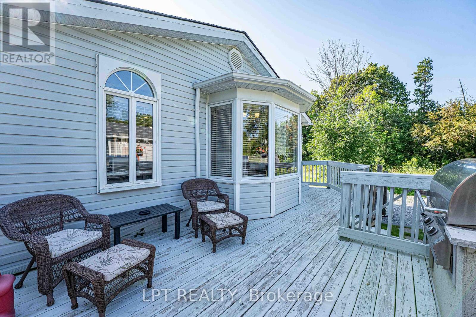 357 Lake Drive N, Georgina, Ontario  L4P 3C8 - Photo 12 - N13709366