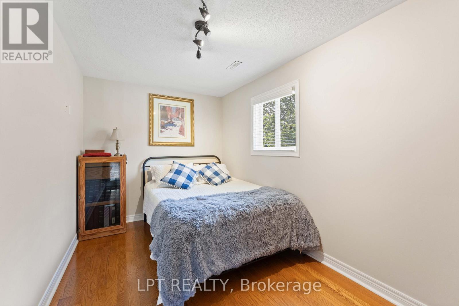 357 Lake Drive N, Georgina, Ontario  L4P 3C8 - Photo 23 - N13709366