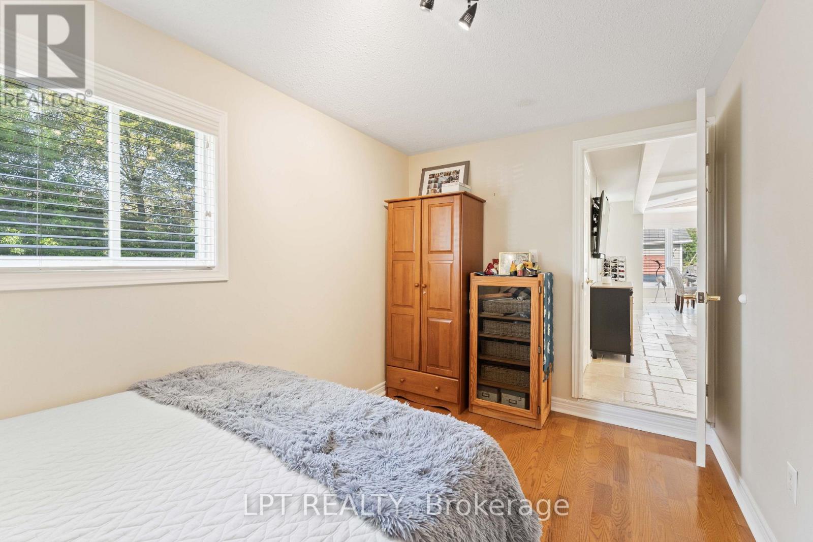357 Lake Drive N, Georgina, Ontario  L4P 3C8 - Photo 24 - N13709366