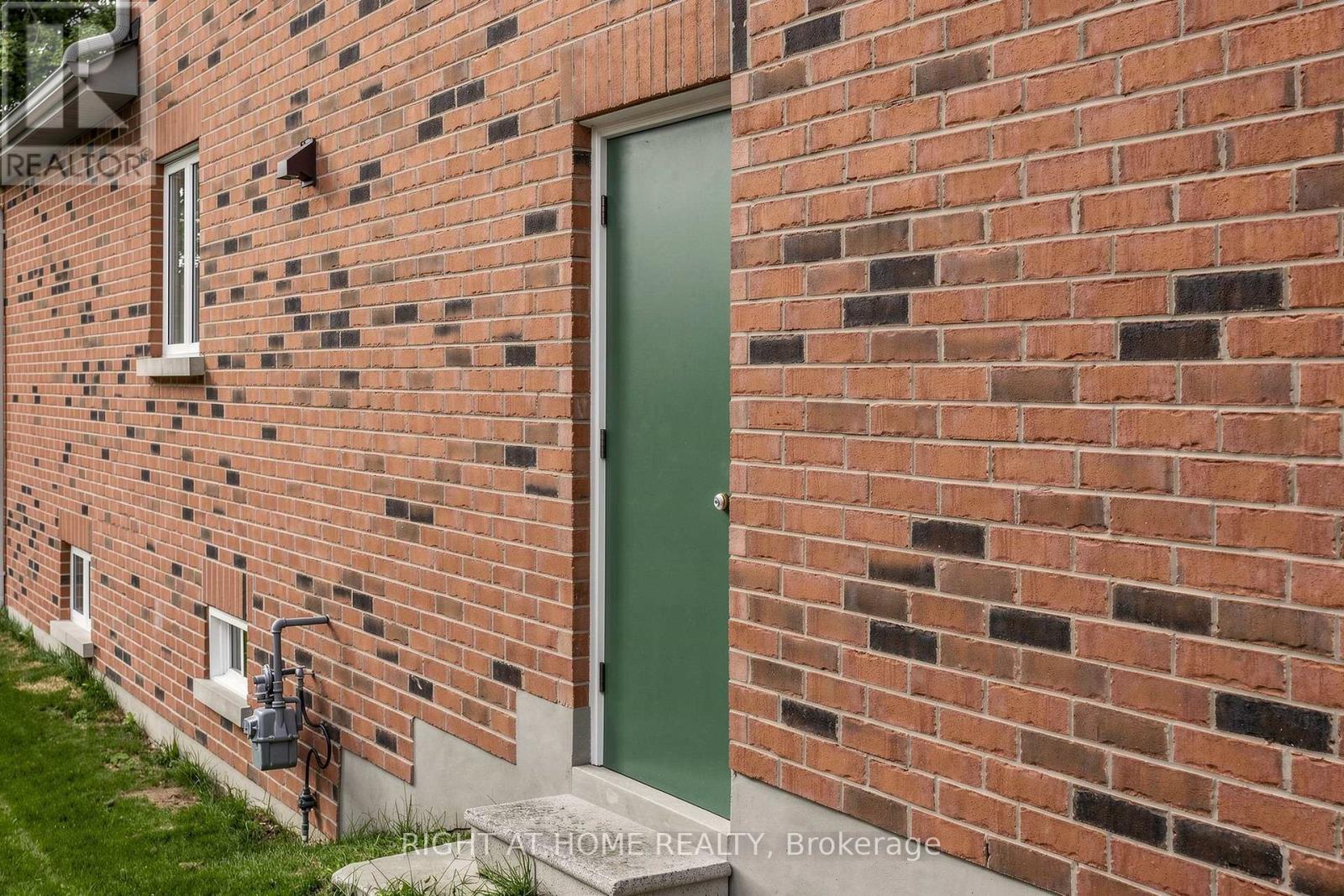 1019 Northern Prospect Crescent, Newmarket, Ontario  L3X 1N7 - Photo 40 - N13709394