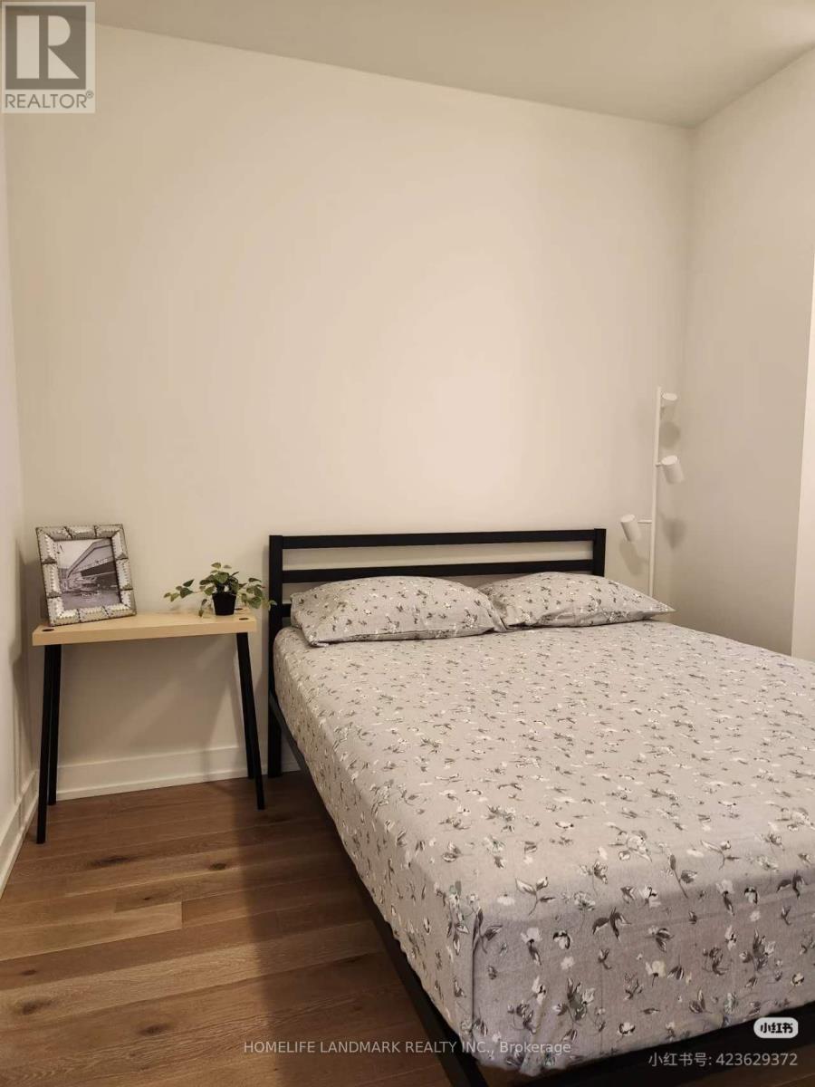 Coach H - 9416 Bayview Avenue, Richmond Hill, Ontario  L4C 5G9 - Photo 2 - N13709420
