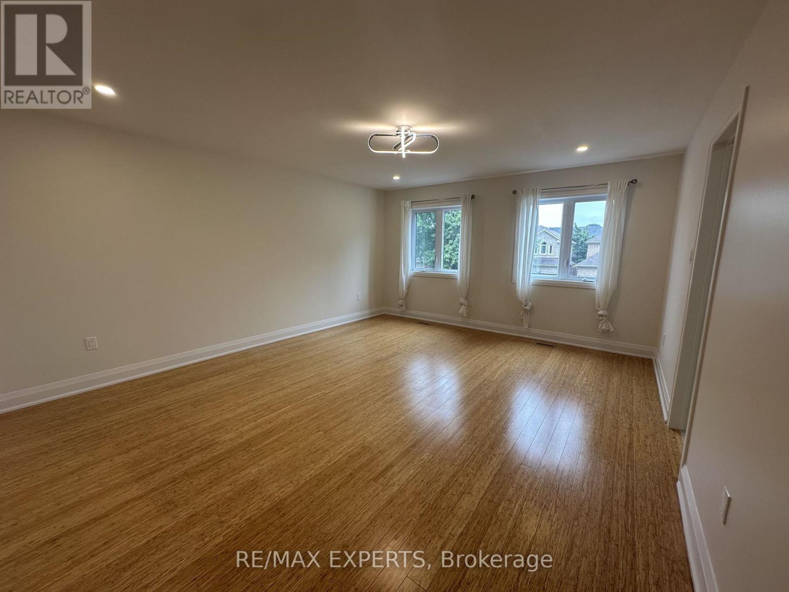 249 Rushbrook Drive, Newmarket, Ontario  L3X 2E3 - Photo 17 - N13709444