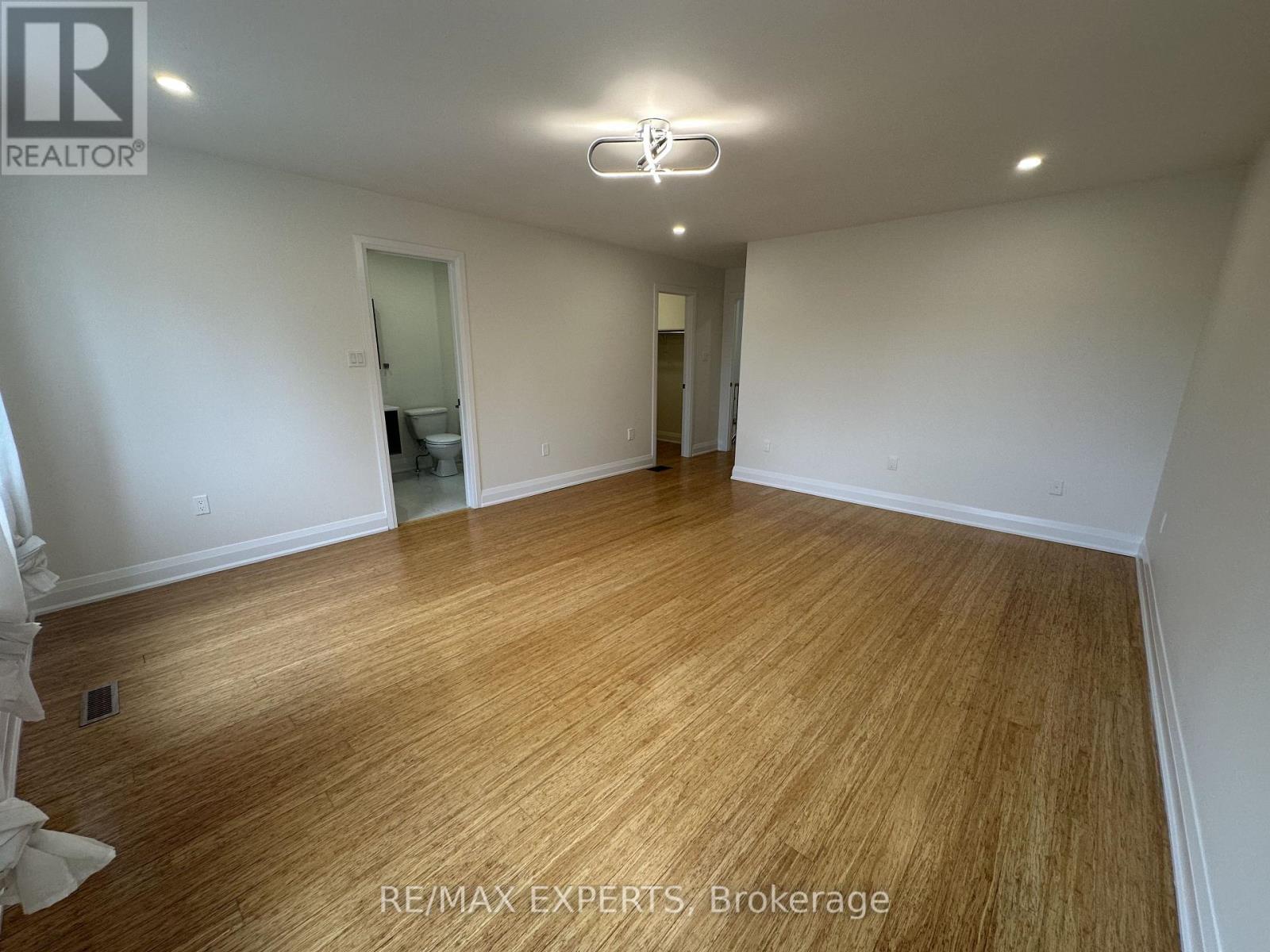249 Rushbrook Drive, Newmarket, Ontario  L3X 2E3 - Photo 19 - N13709444