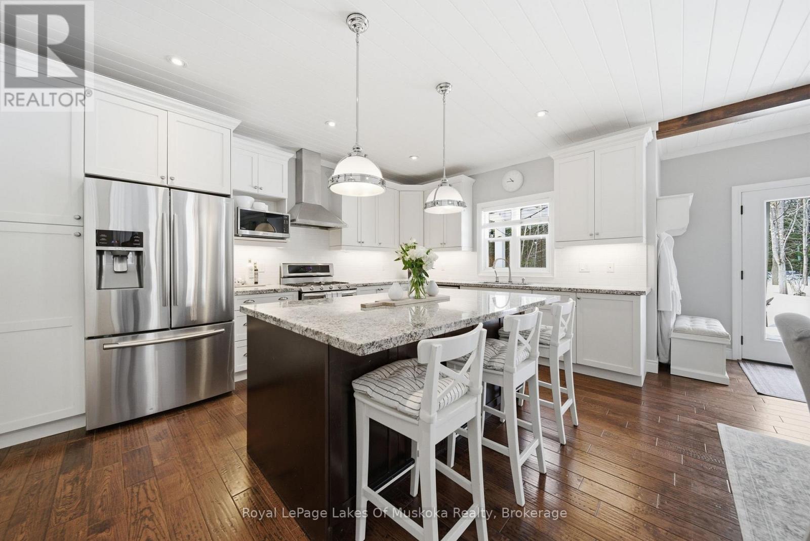 2029 Elana Drive, Severn (Bass Lake), Ontario  L3V 0C1 - Photo 10 - S13709406