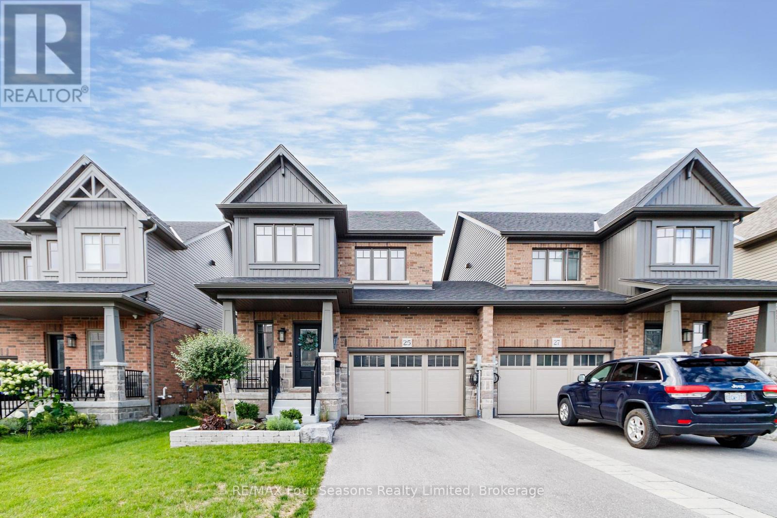 25 Shipley Avenue, Collingwood, Ontario  L9Y 5M6 - Photo 2 - S13709410
