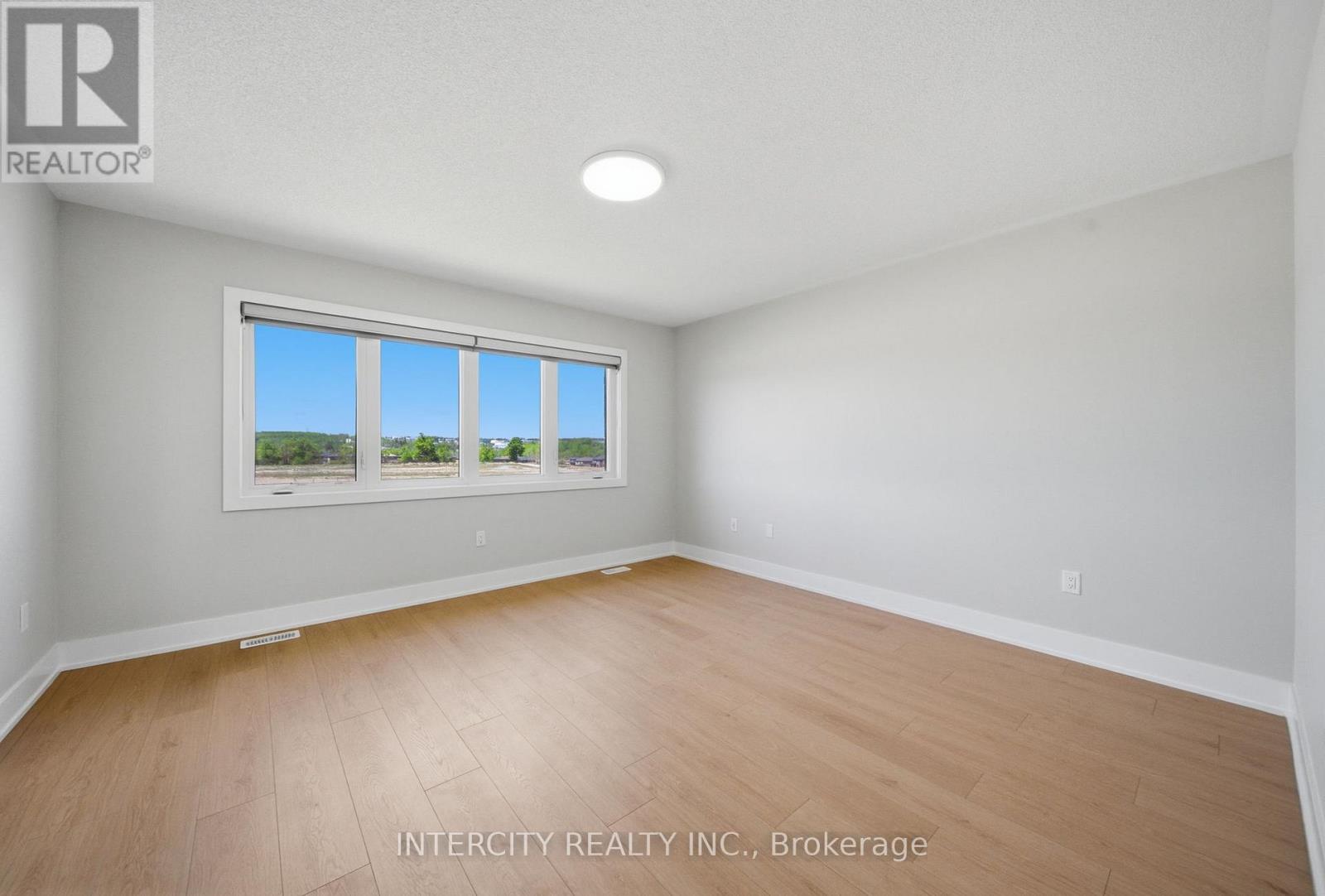 10 Kingsbury Trail, Barrie, Ontario L9J 0W9 - Photo 29 - S13709346