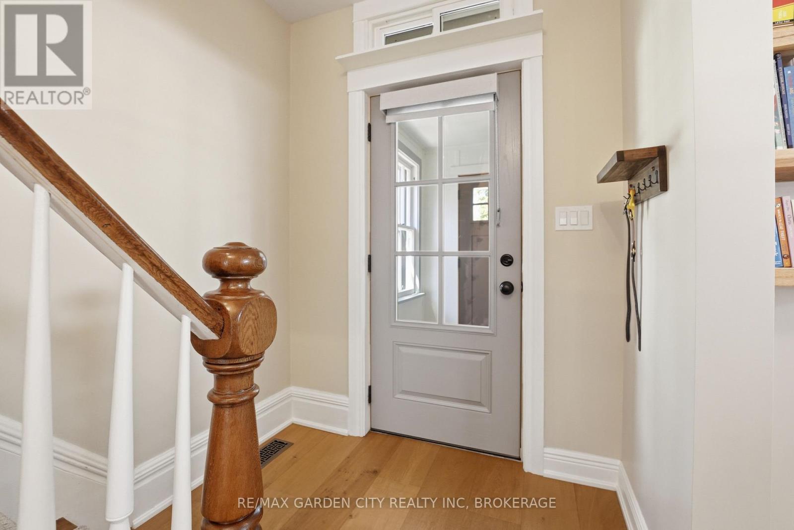 26 Carleton Street N, Thorold, Ontario  L2V 2A4 - Photo 7 - X13674644