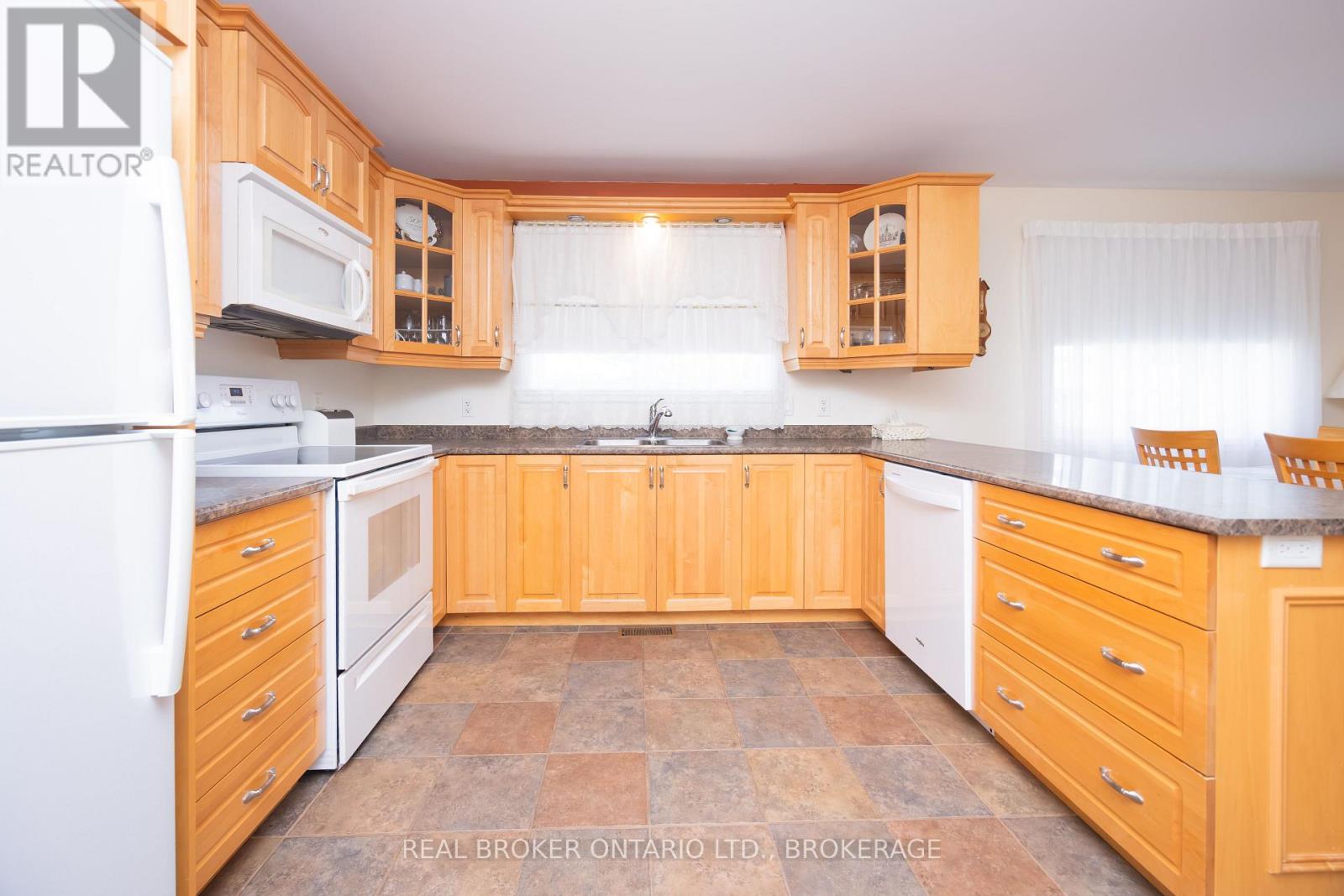 238 Bishop Street S, North Glengarry, Ontario  K0C 1A0 - Photo 13 - X13709402