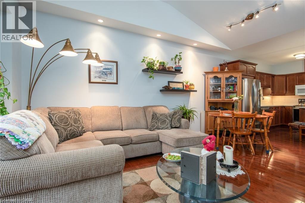 44 Livingston Boulevard Unit# 11, Baden, Ontario N3A 4M7 - Photo 15 - 40857922
