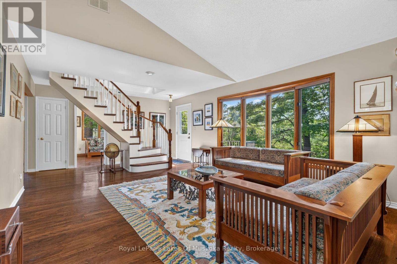 40 Entrance Drive, Bracebridge, Ontario  P1L 1H2 - Photo 6 - X13709404