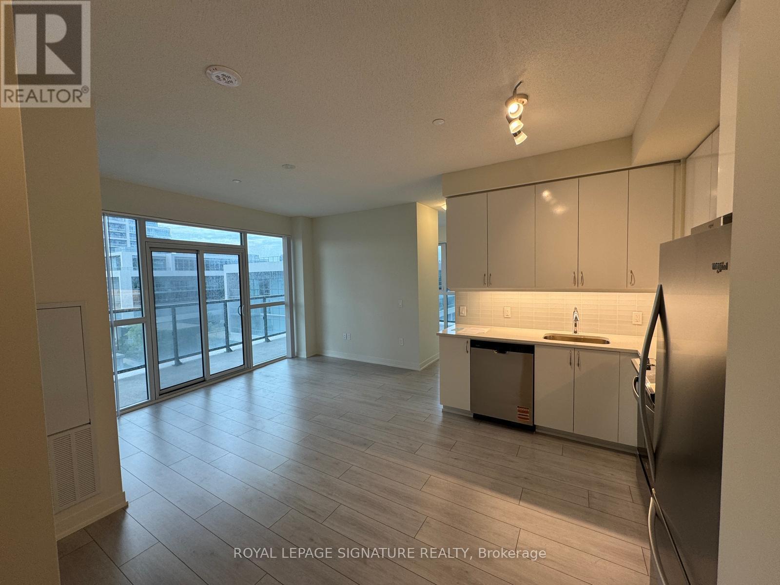 502 - 38 Annie Craig Drive, Toronto, Ontario  M8V 0A8 - Photo 3 - W13709334