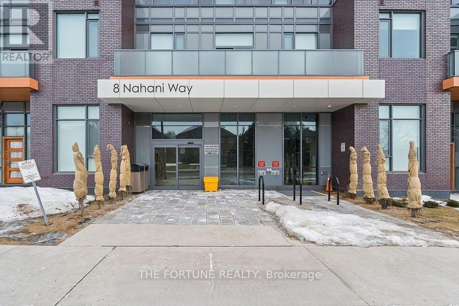 3101 - 8 Nahani Way N, Mississauga, Ontario  L4Z 0C6 - Photo 2 - W13709342