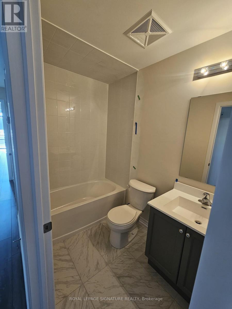 121 - 1589 Rose Way, Milton, Ontario  L9E 1N4 - Photo 8 - W13709370