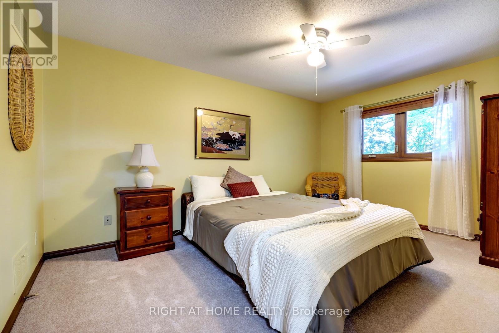 1412 Carmen Drive, Mississauga, Ontario  L5G 3Z1 - Photo 25 - W13709450