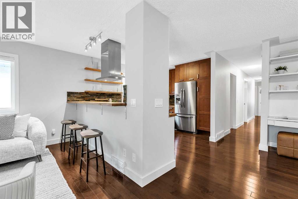 2807 29 Street Sw, Calgary, Alberta  T3E 2K7 - Photo 3 - A2336601